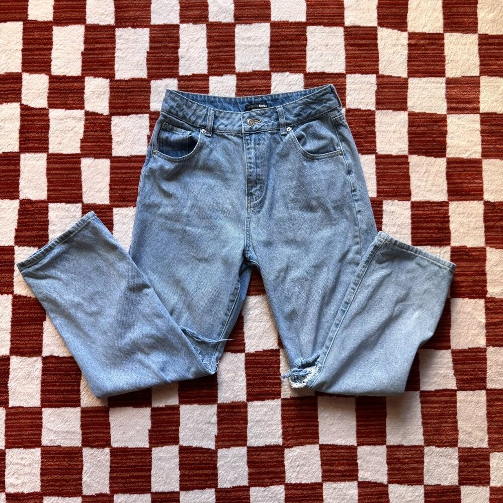 FashionNova Light Blue Wash Jeans Size 5